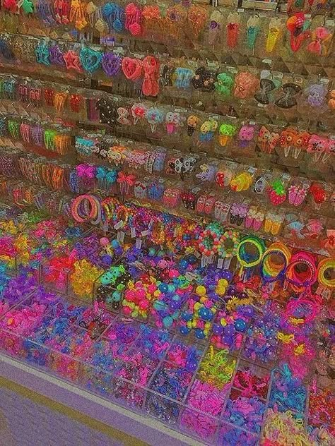 Indie Decor, Girly Bracelets, Manik Manik, Bracelets Ideas, Bead Charms Diy, Loom Bands, Clay Bead, Indie Aesthetic, Rainbow Loom