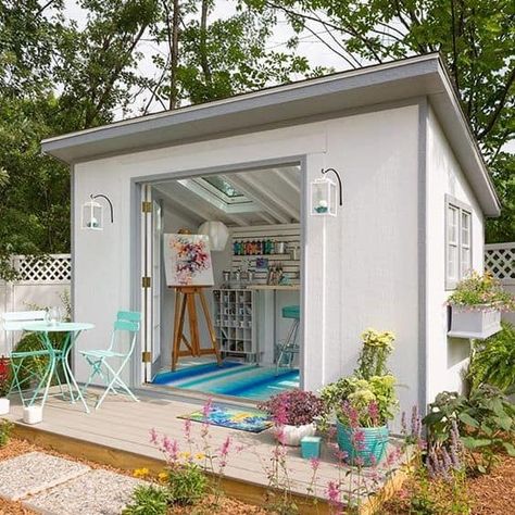 artist studio shed - Trendir Home Art Studios, Painted Shed, Garden Escape, Shed Makeover, Backyard Storage Sheds, Art Shed, Studio Shed, Backyard Storage, Art Studio Design