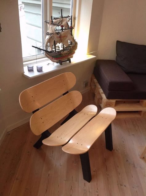 Neutral Living Room Furniture, Skateboard Furniture, Dekor Diy, Diy Furniture Easy, Neutral Living Room, Diy Furniture Projects, Recycled Furniture, Upcycled Furniture, Dream House Decor