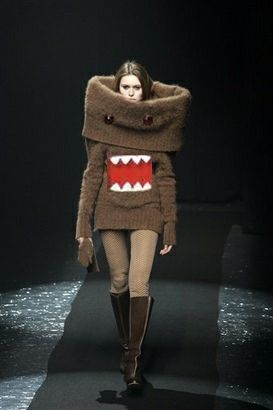 domo kun Hallowen Costume, Fashion Fail, Weird Fashion, Design Textile, Mode Inspiration, ا�لرسومات اللطيفة, Look Cool, Runway Fashion, High Fashion