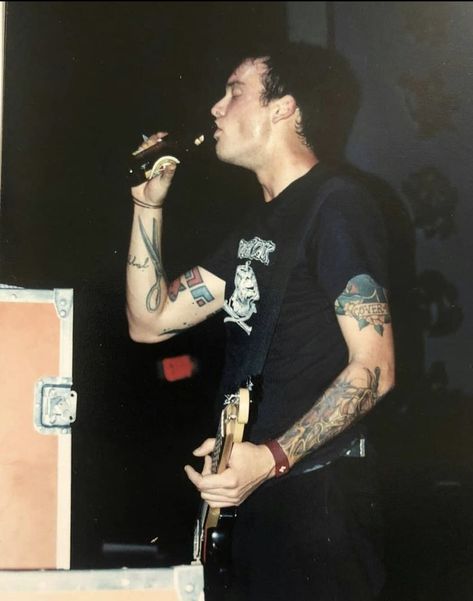 Matt Skiba, Alkaline Trio, Pop Punk, Van