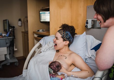 Nursing Photoshoot Breastfeeding, Breastfeeding Photoshoot Ideas, Nursing Photography, Breastfeeding Art, Breastfeeding Mom, Doula Services, Motherhood Photography, Birth Photographer, Postpartum Body