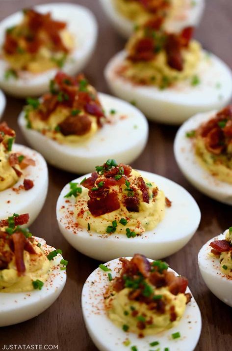 The Best Deviled Eggs Deviled Eggs Recipe Bacon, Jalepeno Bacon Deviled Eggs Recipe, Devilled Eggs With Bacon, Deviled Egg With Bacon, Deviled Egg Siracha, Best Deviled Eggs With Bacon, Deviled Eggs Candied Bacon, Deviled Eggs Recipe Christmas, Decorated Deviled Eggs