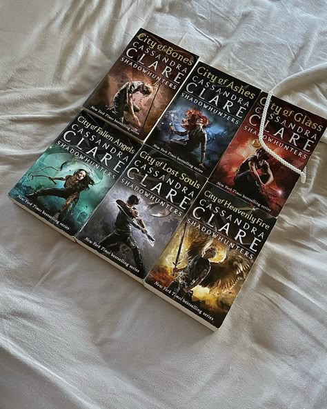 the series that started it all ➰🪽🗡️ @cassieclare1 ‘s The Mortal Instruments (specifically City of Bones) was the series that truly got me into reading. I’ve tagged a few book besties in this challenge, but feel free to add your own if I missed you! 🫶🏼 challenge question: what was the book (or series) that got you into reading? 💗 .・。.・゜✭・.・✫・゜・。. all socials: Bookstagram: @ lou.reads.books Writergram: @ louisa.branwell.writes Goodreads: @ lou Pinterest: @ lou.reads.books Fable: @ l... City Of Bones Aesthetic, City Of Bones Book, Books Obsession, Book Besties, Book Series To Read, Shadow Hunters Book, Shadowhunters Books, Bone Book Series, Immortal Instruments