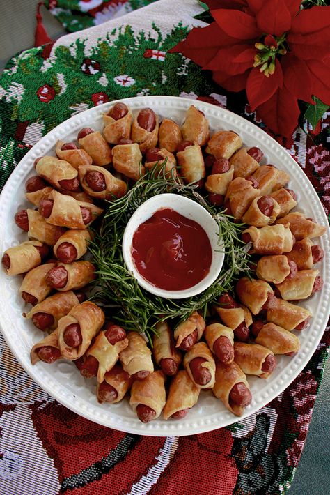 Christmas Buffet, Christmas Appetizers Party, Christmas Recipes Appetizers, Decorações Com Comidas, Christmas Eve Dinner, Xmas Dinner, Christmas Dinner Party, Christmas Lunch, Christmas Food Dinner