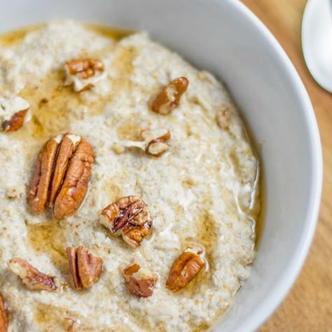 Keto Porridge, Low Carb Oatmeal, Keto Oatmeal, Keto Breakfasts, Sugar Free Maple Syrup, Porridge Recipes, Keto Diet Benefits, Starting Keto Diet, Oatmeal Recipe