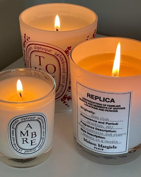 Diptique Candle Decor, Diptique Candle Aesthetic, Dyptique Candles Aesthetic, Christmas Candle Aesthetic, Scented Candles Aesthetic Room, Classy Candles, Candles Aesthetic Bedroom, Diptique Candle, Room Candles