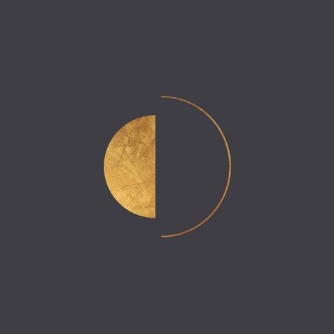 Circle Logos Design, Logo Rond, Logos Photography, Logo Luxe, Logo Circular, Jewelry Logo Design, Inspiration Logo Design, Circle Logo Design, Moon Logo