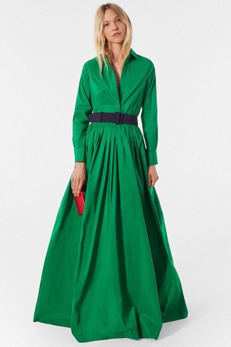 Camisa entallada de tafeta con gemelos verde - CH Carolina Herrera España Caroline Herrera, Vintage Skirt Suit, Cashmere Suit, Green Lady, Inspirational Clothing, Afro Fashion, Ch Carolina Herrera, Estilo Real, Lady Fashion