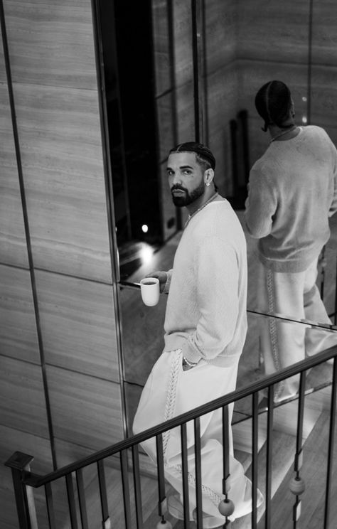 Drake Fits, Old Drake, Drake Clothing, Chica Chola, Drake Photos, Drake Ovo, Aubrey Graham, Drake (lyrics), Drake Drizzy