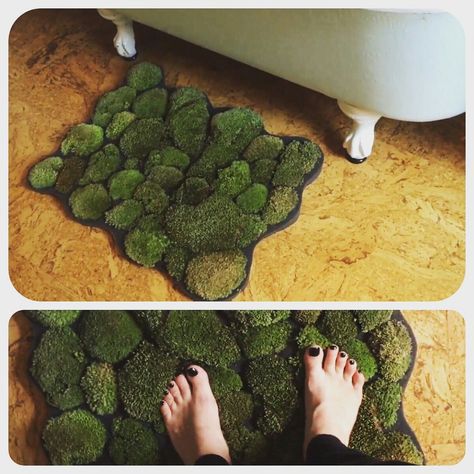 Moss Shower Mats, Diy Bath Mat, Moss Bath Mat, Diy Bath Mats, Plant Bathroom, Bath Mat Diy, Moss Rug, Moss Decor, Bathroom Mat Sets