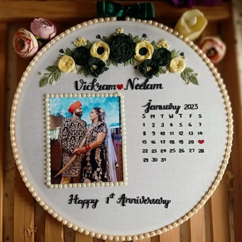 Customized photo embroidery anniversary handmade hoop 💖✨ Dm us for details and order 🎁 . . #anniversary #handembroidery #embroideryhoopart #lovehoops Embroidery Hoop Art Anniversary, 25 Anniversary Cards Handmade, Embroidery Designs For Gift, Embroidery Designs Frame, Mom And Dad Anniversary Gift, Anniversary Photos Ideas, Hand Embroidery Photo Frame, Handmade Gifts For Couples, Embroidery For Wedding Gift