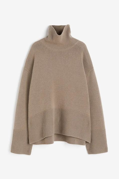 Cashmere-blend Turtleneck Sweater | H&M (US) Collar Jumper, Fitted Jumper, Roll Neck Jumpers, Extra Long Sleeves, Cardigan Sweater Jacket, Ribbed Turtleneck, Dark Beige, Simple Shirts, Simple Trendy Outfits