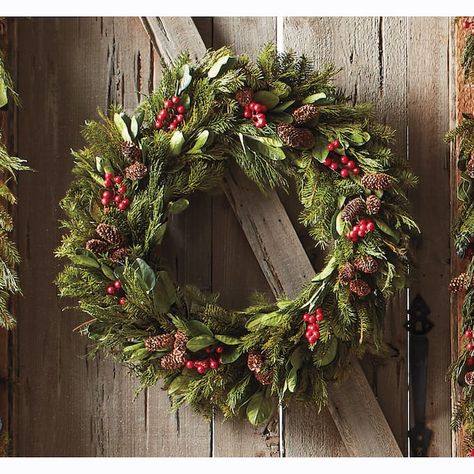 Natural christmas decor