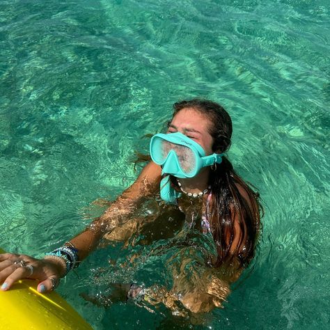 Island Photo Ideas, Sea Photo Ideas, Lexi Hidalgo, Island Pictures, Summer 25, Fav Place, Island Life Style, Beach Inspo, Summer Icon