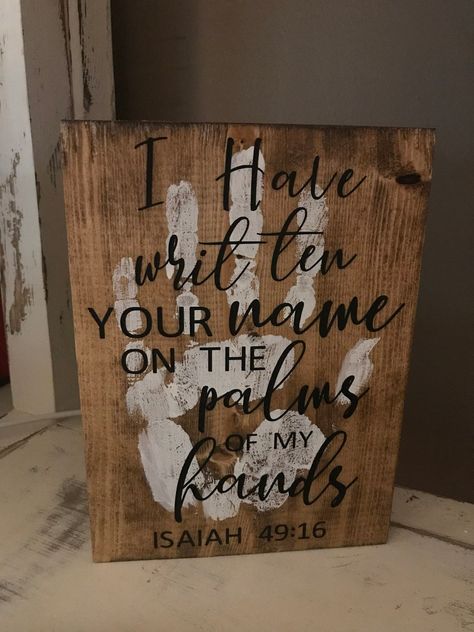 Christian Wall Art L Bible Verse Wooden Sign L I Have Written Your Name on the Palms of My Hands L Isaiah Bible Verse - Etsy Christian Crafts To Sell, Bible Verse Crafts, Scripture Crafts, Isaiah Bible, Religious Quotes Inspirational, Scrabble Wall, Christian Signs, Painted Wooden Signs, Christian Crafts