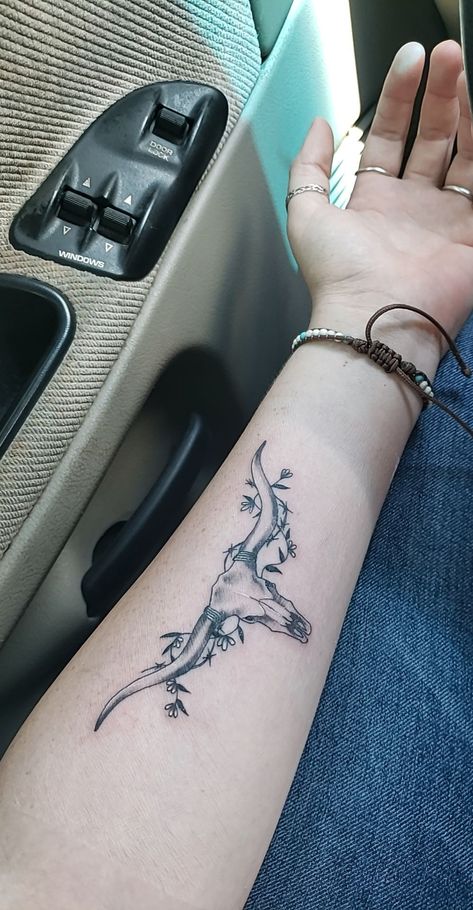 Western Cow Skull Tattoos, Western Tattoo, Bull Skull Tattoos, Cowgirl Tattoos, Cowboy Tattoos, Bull Tattoos, Western Tattoos, Theme Tattoo, Tattoos Geometric