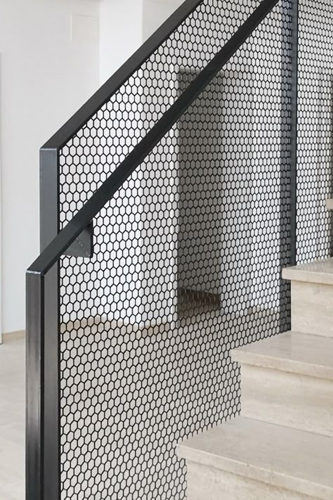 Balustrade Ideas, Balustrade Design, درج السلم, Steel Balustrade, Perforated Steel, Handrail Design, Building Stairs, Stair Railings, Stair Railing Design