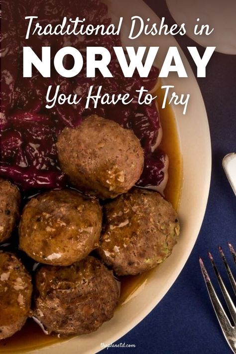 Norwegian Recipes Dinner Meals, Healthy Norwegian Recipes, Traditional Nordic Food, Norwegian Traditional Food, Norwegian Salad Recipes, Norwegian Thanksgiving Recipes, Scandinavian Soup Recipes, Viking Food Traditional, Norwegian Baking Recipes