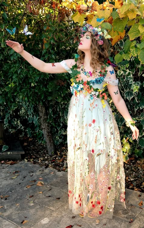 mother nature, earth goddess, forest sprite, garden fairy, flower princess, bohemian, butterflies Mother Nature Costume Diy, Nature Halloween Costume, Mother Nature Halloween, Nature Costume, Spring Costume, Mother Nature Costume, Fairy Costume Women, Garden Fairy Costume, Adult Fairy Costume