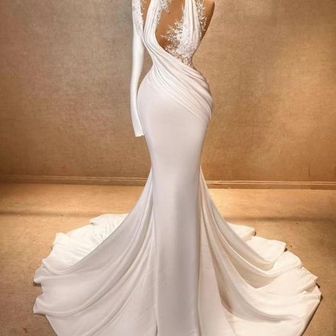 Simple Bridal Dresses, Cheap Bridal Dresses, Off White Wedding Dresses, Extravagant Wedding Dresses, Glam Wedding Dress, Lace Applique Wedding Dress, Wedding Dresses Mermaid, Extravagant Wedding, Fairy Tale Wedding Dress