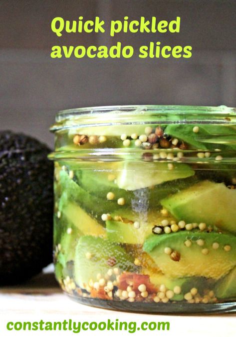 Pickled Avocado Recipe, Pickled Veggies Recipe, Pickled Apples, Pickled Recipes, Pickled Fruit, Easy Pickling Recipes, Pickled Vegetables Recipe, Pickled Foods, Avocado Recipe