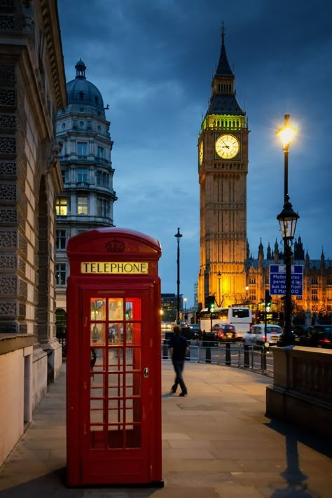 Night In London, Red Phone Booth, Kentish Town, London Dreams, Capital Cities, Phone Booth, Voyage Europe, London Town, England And Scotland