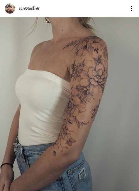 Shoulder Sleeve Tattoos, Floral Tattoo Shoulder, Feminine Tattoo Sleeves, Tattoo Shoulder, Light Tattoo, Shape Tattoo, Tattoos For Women Flowers, Upper Arm Tattoos, Floral Tattoo Sleeve