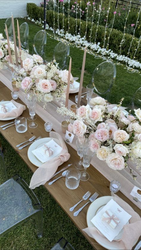 Farm Tables Wedding Decor, Soft Romantic Aesthetic Wedding, Blush Wedding Table Setting, Blue And Pink Wedding Colors, Light Pink Wedding Theme, 22 Photoshoot, Wedding Table Decorations Pink, Blush Spring Wedding, Table Decorations Party