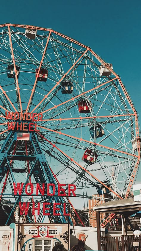 Wonder Wheel. Coney Island, NY #coneyisland #newyork Wonder Wheel Coney Island, Coney Island Wallpaper, Coney Island Aesthetic, Wonder Wheel, 1980s Aesthetic, 50s Aesthetic, Island Wallpaper, 90s Memories, Dreamy Artwork