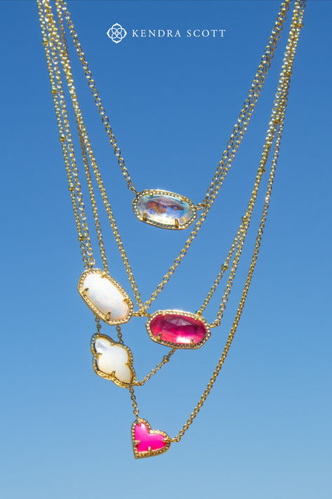 Necklaces Kendra Scott, Kendra Scot, Pink Necklaces, Preppy Necklaces, Holiday Wishlist, Preppy Jewelry, Necklace Outfit, Kendra Scott Necklace, Think Pink