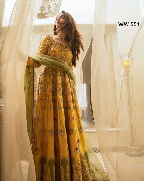 Yellow Mehndi Dress, Angrakha Frock, Shaadi Dresses, Groom Sister, Pakistani Frocks, Angrakha Dress, Orang India, Western Gowns, Gota Embroidery