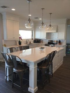 Kitchen Islands Ideas With Seating, Kitchen Dining Room Combo, Kitchen Island Dining Table, Unique Kitchen Design, Kabinet Dapur, Fresh Kitchen, Kitchen Island Table, Diy Kitchen Renovation, Kitchen Island Decor