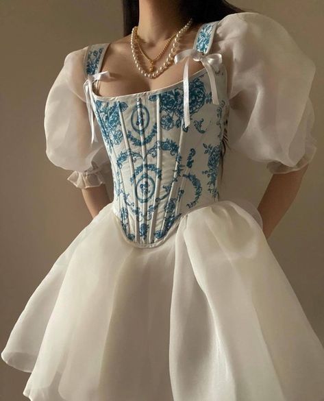 Corset Outfit, Corset Fashion, Fairytale Dress, Mode Inspo, Fancy Outfits, Belle Epoque, Stage Outfits, Looks Vintage, Corset Dress