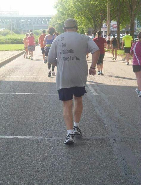 This runner is in front of you and #sassy | 28 People Who Totally Kinda Had A Little Bit Of A Point Doug Funnie, Running Inspiration, Hilarious Memes, Clipuri Video, I Work Out, Train Hard, Look At You, I Smile, New People