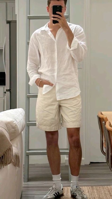 Men Linen Outfit Summer, Office Old Money, Vacation Outfits Men, Old Money Fashion, Spiritual Fashion, Sophisticated Office, Chique Outfit, Money Fashion, Mens Summer Outfits