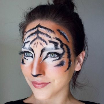 Don't know what to be for Halloween? Try one of these cute cat costume makeup ideas! Cat Costume Makeup, Tiger Face Paint, Tiger Makeup, Cute Cat Costumes, Makeup Clown, Halloween Make-up Looks, Animal Makeup, Tiger Costume, Cool Halloween Makeup