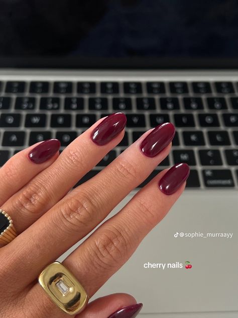 Cherry Wine Nails, Red Summer Nails, Wife Nails, Deep Red Nails, Office Nails, Dark Red Nails, Wine Nails, Bright Summer Nails, November Nails