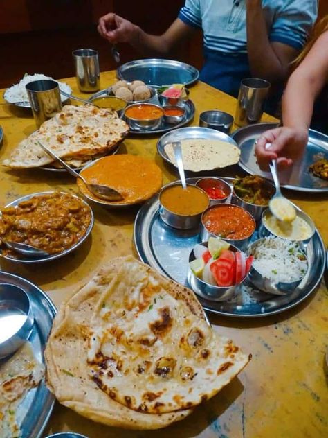 Rishikesh Travel, Cafe India, Snapchat Photo, Indian Food Photography, Authentic Indian Food, Yoga Nature, Eating Food Funny, Indian Dinner, Rishikesh India