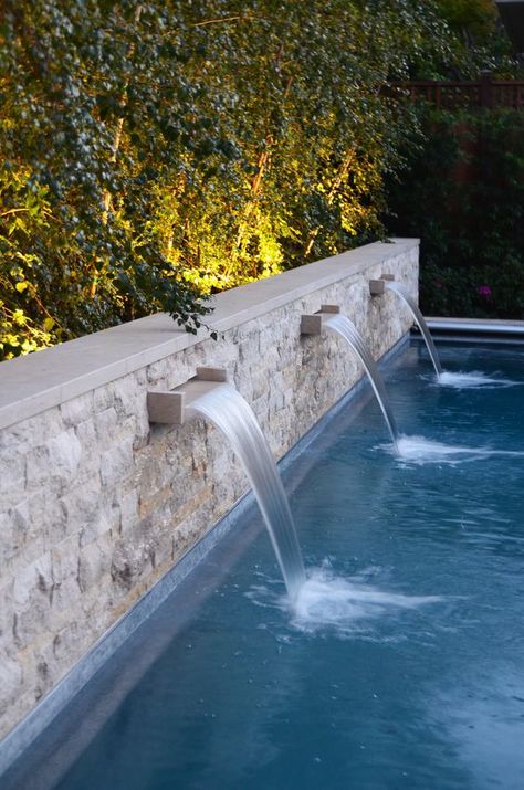 Swimming Pool Fountains, Swimming Pool Waterfall, Pool Paving, Kolam Koi, Taman Air, Water Feature Wall, Pools Backyard Inground, Pool Water Features, Pool Remodel