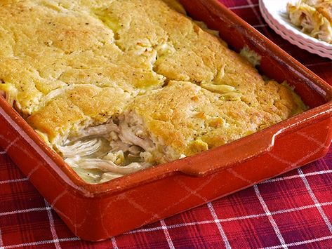 Chicken Pie Easy Chicken Pie Recipe, Easy Chicken Pie, Trisha's Southern Kitchen, Trisha Yearwood Recipes, Chicken Pie Recipe, Corner Cafe, Poultry Dishes, Buttermilk Chicken, Chicken Recipies