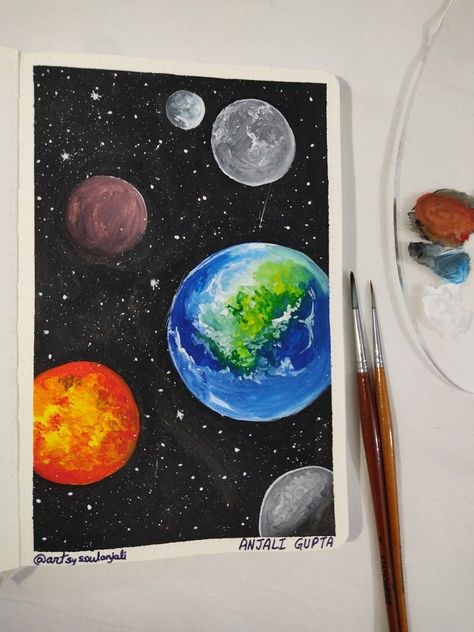 Lukisan Ideas, Circular Canvas Painting, Galaxy Painting Acrylic, Disney Canvas Paintings, Tata Surya, Planet Painting, Graffiti Wildstyle, Space Drawings, Sky Art Painting