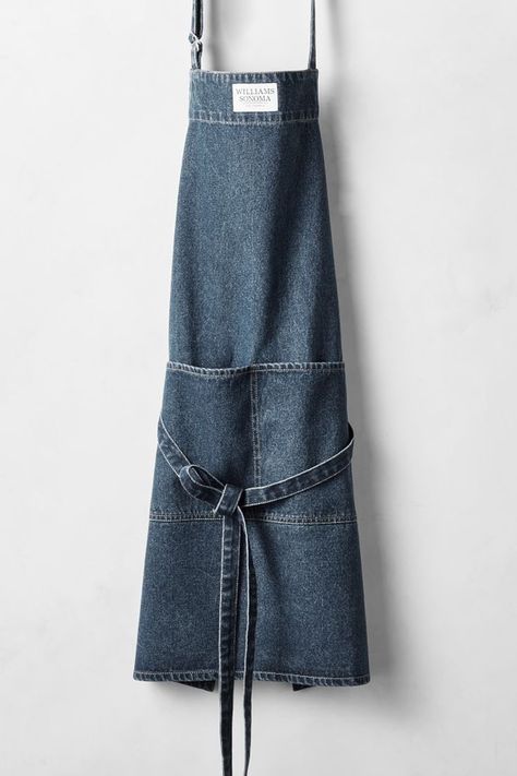 Keep your denim shirt, denim jeans, and denim jacket clean when cooking or grilling when you slip on this cool new yet broken-in Washed Denim Apron. Denim Kitchen Apron, Cook Outfit, Jean Aprons, Jeans Apron, Denim Aprons, Jean Apron, Cookie Factory, Pailin, Salon Aprons