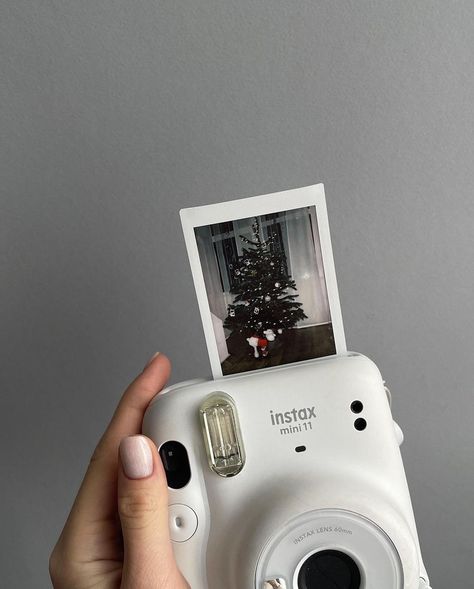 Instax Aesthetic, Mini 11 Instant Camera, Instax Mini Ideas, Fujifilm Instax Mini 11, Instax Mini 11, Film Camera Photography, Instax Mini Camera, Instax Camera, Instax Photos