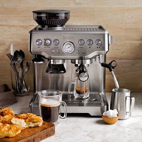 Breville Barista Express, Best Espresso Machine, Coffee Varieties, Cappuccino Machine, Best Coffee Maker, Espresso Bar, Best Espresso, Espresso Makers, Modern Restaurant