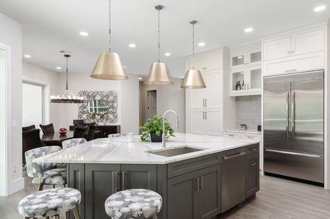 New This Week: 5 Kitchen Island Shapes You Haven’t Thought Of T Shaped Kitchen Island, U Shaped Kitchen Island, Island Shapes, Kitchen Island Shapes, Award Winning Kitchen Design, Grey Kitchen Floor, Kitchens Cabinets, Building A Kitchen, Small Kitchen Island