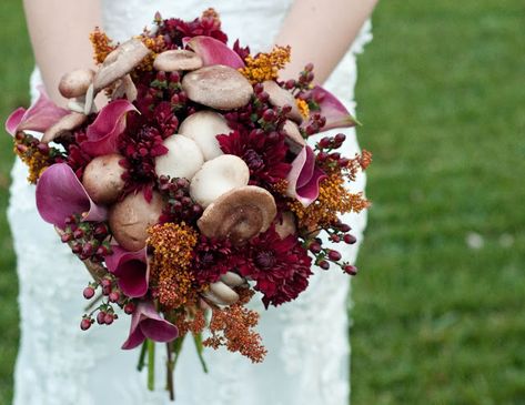 Robson's Farm: Mushroom Bouquet Mushroom Wedding Bouquet, Mushroom Bouquet, Woodland Wedding Bouquet, Flower Reference, Goth Cottagecore, Cottagecore Wedding, Forest Theme Wedding, Fairy Wedding, Winter Woodland