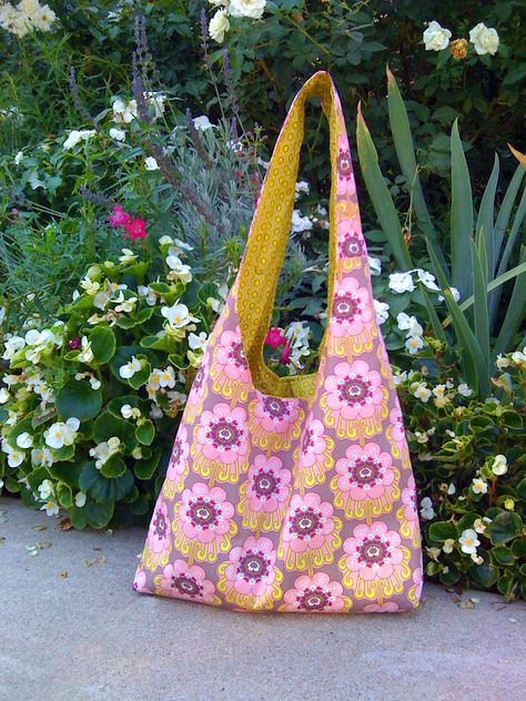 Hobo Purse Patterns Free Diy Bags, Hobo Bag Tutorials, Boho Bag Pattern, Hobo Bag Patterns, Sac Diy, Bags To Sew, Slouch Bags, Bags Patterns, Bags Sewing