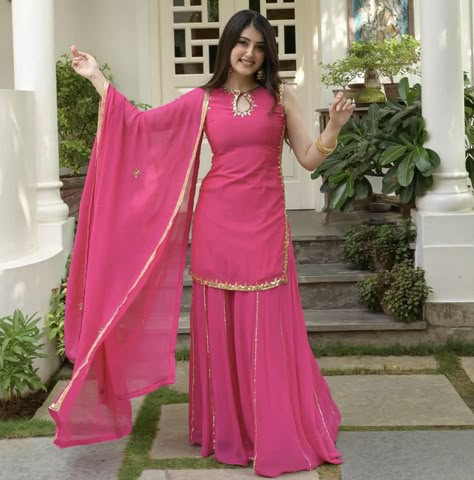 Salwar Kurti Designs Latest Punjabi, Salwar Plazo Design, Simple Plazo Suit Designs, Different Sharara Styles, Kurti Set For Wedding, Pink Plazo With Kurti, Garara Neck Design, Pink Indian Suits Women, Simple Suit For Wedding