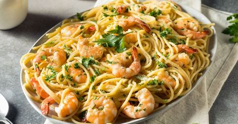 30 Easy Pasta Recipes for Dinner - Insanely Good Ina Garten Shrimp, Garlic Butter Shrimp Pasta, Dream Restaurant, Buttery Shrimp, Lemon Pasta Recipes, Shrimp Scampi Recipe, Seafood Pasta Recipes, Scampi Recipe, Greek Pasta